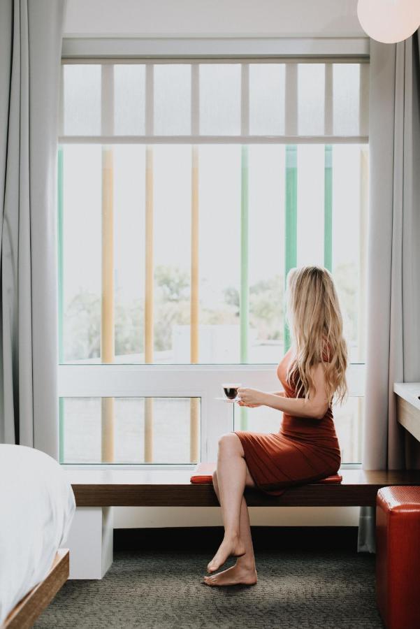 Mere Hotel Winnipeg Luaran gambar